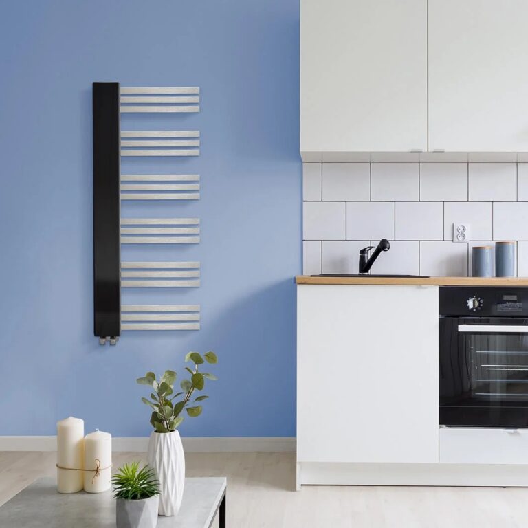 Daphne Geborsteld Mat Inox Designradiator